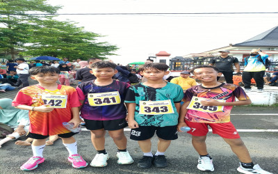 Ribuan Pelajar Padati Run Student 2025, Empat Atlit MI Muhammadiyah Dolopo Siap Harumakan Nama Madrasah